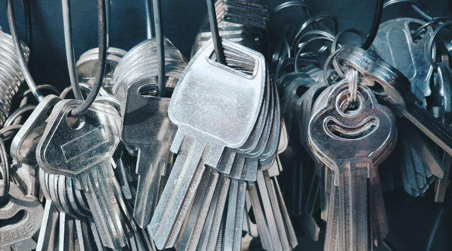 Professional gutter cleaning in Akron, CO